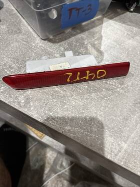 P3290l Acura 2004-08 Tl Sedan 3.2l Oem Passenger Right Rh Bumper Reflector Marker Light