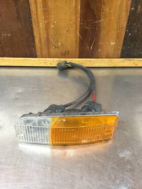 Kar911 Altissimo 171-d Alfa Romeo Spider 83-94 Original Front Right Turn Signal Light. Used.
