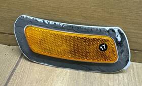 8s0945071 Audi Oem 2016-2021 Tt Front Bumper Left Side Marker Repeater Light Lamp
