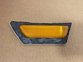 8w0945071 Audi Oem 2017 2018 A4 Front Left Lh Driver Reflector Side Marker