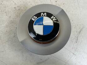 561.9 Bmw Z4 Left Fender Emblem Turn Signal Light Silver Roadster 02-08 Oem 561.9 Bmw Z4 Left Fender Emblem Turn Signal Light Silver Roadster 02-08 Oem