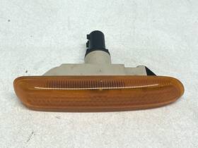 62138370719 Bmw T507129 2000-2005 3 Series Fender Side Marker Light Left