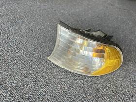 63136905321 Bmw Broken Tab 1999-2001 E38 Turn Signal Headlight 740i 750il 728i 730i 63136905321 Bmw Broken Tab 1999-2001 E38 Turn Signal Headlight 740i 750il 728i 730i