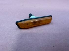 63137164489 Bmw E36 M3 320i 328i E53 X5 Turn Signal Light Side Marker Front Left Oem #97172 63137164489 Bmw E36 M3 320i 328i E53 X5 Turn Signal Light Side Marker Front Left Oem #97172