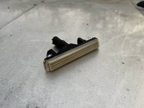 63137165845 Bmw 2000-2006 E46 M3 3-series Front Left Fender Sidemarker Light Oem 17911 A52