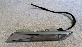 63137199634 Bmw 2010-2013 535i 550i Gt F07 Right/passenger Fender Turn Signal Light Oem