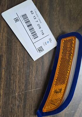 63137378715 Bmw Genuine - Front Left Side Marker Light