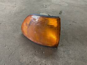 63138361006 Bmw 95-98 E38 740il Right Front Corner Light Lamp Marker B17a