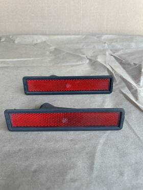 63141377850 Bmw Genuine E30 E34 E32 Rear Side Marker Lights 1377850 Good Used