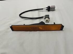 63141385419 Bmw Genuine E30 M3 Coupe Side Marker Light Front Oem 63141385419 Bmw Genuine E30 M3 Coupe Side Marker Light Front Oem