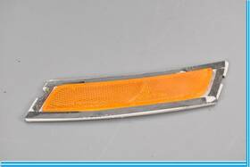 63147845430 Bmw 12-18 650i 640i F12 Front Right Passenger Side Marker Light Reflector Oem