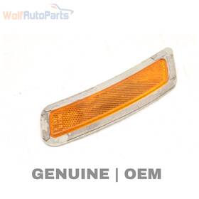 63147848582 Bmw 2015-2018 M3 3.0l - Front Right Bumper Side Marker Reflector 7848582