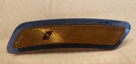 63147953716 Bmw 2022-2024 Ix Front Right Passenger Side Marker Light Reflector