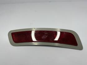 63147953892 Bmw Oem 2022-2025 Ix Xdrive50 Side Marker Light Rear Right 63147953892 Bmw Oem 2022-2025 Ix Xdrive50 Side Marker Light Rear Right