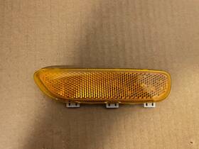 63148383012 Bmw Oem E46 325ci 330ci Left Lh Driver Bumper Reflector Side Marker Light 63148383012 Bmw Oem E46 325ci 330ci Left Lh Driver Bumper Reflector Side Marker Light
