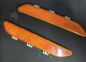 6920690 Bmw 2003-2006 3 Series E46 Front Bumper Right And Left Reflector 6920690/89 Oem
