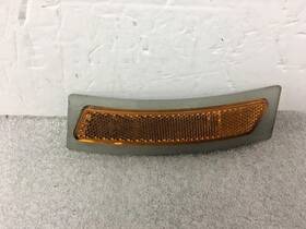 7295542 Bmw Oem 2014 2015 2016 4 Series Front Right Rh Passenger Side Marker Reflector