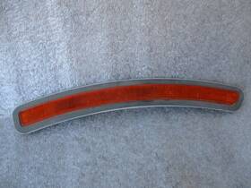 7437084 Bmw 2019 2020 2021 X5 G05 Front Bumper Right Reflector Marker Light Oem