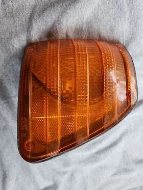 1305233006 Bosch 72-80 Mercedes W116 450se 450sel Rh Turn Signal Light Lamp Amber Oem