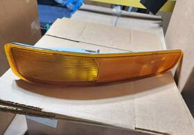 16523867 Buick 1997-05 Park Avenue Lh Front Bumper Corner Marker Light Lamp Oem