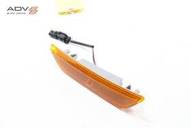 26484610 Buick 2025 Enclave Front Bumper Right Side Reflector Marker Light Lamp Oem