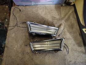 Buick 5960273 1968 1969 Riviera And Gs Optional Front Cornering Side Marker Lights