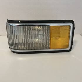 59755053 Cadillac 1989 To 1993 Devile Fwd Left Front Side Marker Light Assembly