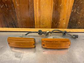 16.460.717 Carello Alfa Romeo Spider Ferrari Original T/s Lamp Set. 16.460.717. Ar6120
