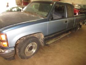 05975196 Chevrolet Used Side Marker Light Assembly Fits 1990 1500 Pickup
