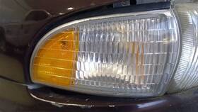 116-00901br Chevrolet Passenger Corner/park Light Side Marker Fits 91-96 Caprice