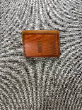16506132 Chevrolet C1500 Scottsdale Marker Light Amber Front Right 1988