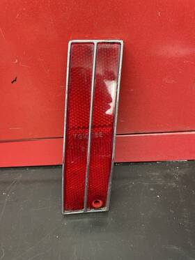 Chevrolet 5968145 #5968145 Lh Drivers Rear Marker Light 1977/78 Chevy Impala/caprice