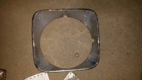 630.gm1r72 Chevrolet Monte Car 1972 Headlight Door/cover
