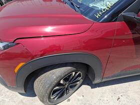 718634 Chevrolet 2021 Trailblazer Left Side Marker Light Assembly Red Used