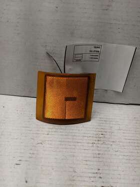 116-03493r Chevrolet Truck Passenger Corner/park Light Side Marker Fits 94-02 3500 Pickup