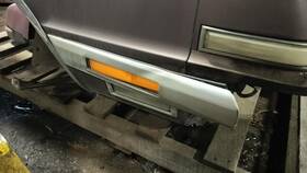 Chrysler 04399647 Used Side Marker Light Assembly Fits 1990 Imperial Fender