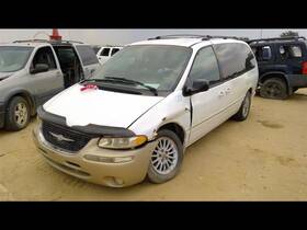 04857076ab Chrysler Used Side Marker Light Assembly Fits 1999 Town And Country B