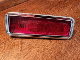 3403753 Chrysler Oe 1970 Mopar Dodge Coronet B Body Rear Side Marker Red Light / Lamp