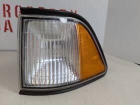4676023 Chrysler Dodge Spirit Lebaron Plymouth Acclaim Side Marker Light