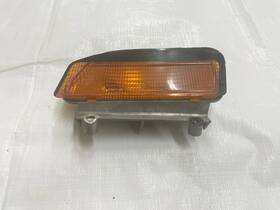6207595 Chrysler 1985 Mopar Dodge Charger Shelby Parking Light Front Amber Marker Housing Lens 6207595 Chrysler 1985 Mopar Dodge Charger Shelby Parking Light Front Amber Marker Housing Lens