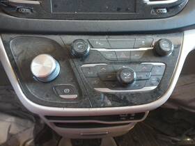 718723 Chrysler Used Side Marker Light Assembly Fits 2017 Pacifica Grade A