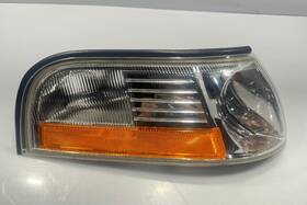 331-1564r-us1 Depo Front Right Parking Light P/n 03-05 Mercury Grand Marquis