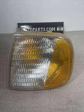 08-331-1538 Ford Oem Left Parking Light For 1997-2003 F150 1998 1999 2000 2001 2002