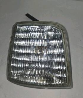 08331-16 Ford 1992-96 F150 250 350 Bronco Lt Front Marker Light Aftermarket