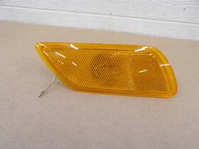 Ford 116-03133r Focus 2000-2004 Side Marker Light Lens Rh Passenger Bumper Mounted Oem