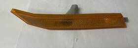 6e53-13b220 Ford 6e5z-13200 2006-2009 Genuine Front Side Marker Light Right Hand Oem Used