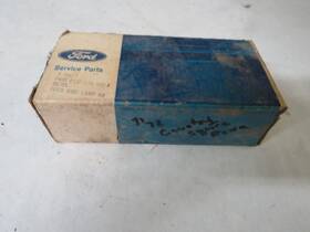 D1az-15a-440-f Ford Nos 1971 72 Ltd Rear Right Side Marker Lamp Bezel