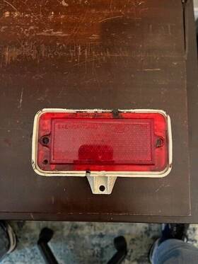 D1zb-15a459-aa Ford 1971-1973 Mustang Rh Rear Side Marker - Oem