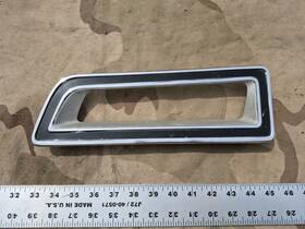 D3ab-15a231-ba Ford 1972 72 Ltd/galaxie Cornering Lamp Bezel Rh Right Oem