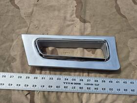 D3ab-15a232-aa Ford 1973 73 Ltd/galaxie Cornering Lamp Bezel Lh Left Oem D3ab-15a232-aa Ford 1973 73 Ltd/galaxie Cornering Lamp Bezel Lh Left Oem